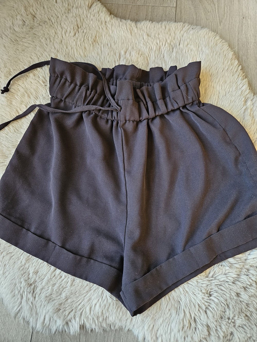SHEIN Paperbag Waist Shorts - Black High Rise Summer - Size Small 🔥 Boho
